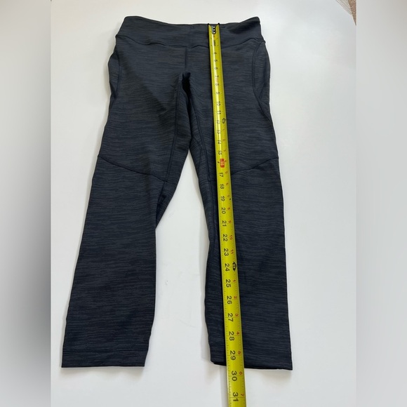 Outdoor Voices Cropped Gray Leggings Size Medium - Picture 10 of 10